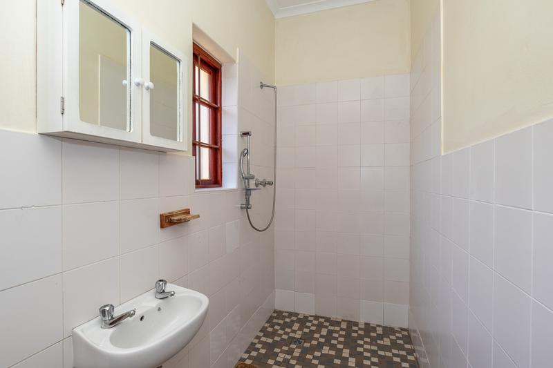 5 Bedroom Property for Sale in Bergvliet Western Cape